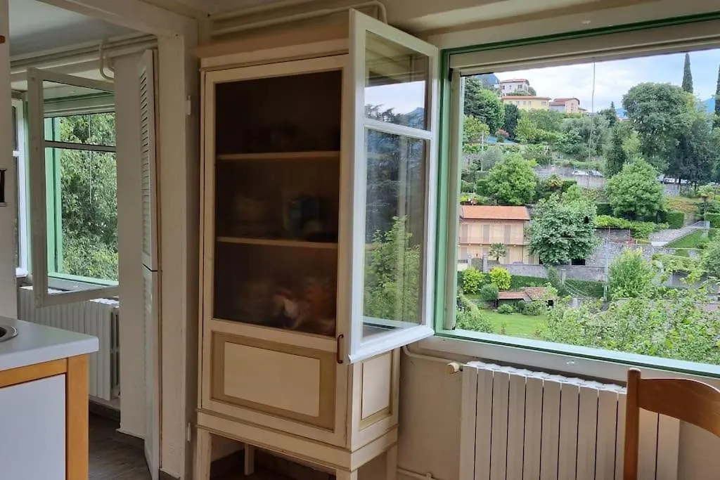 Villa La Gabbianella A Moltrasio, Como